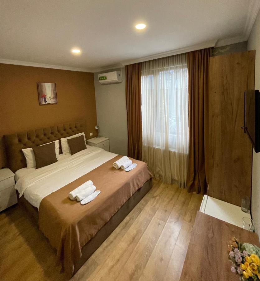 Book Hotel Tiflis Dış mekan fotoğraf