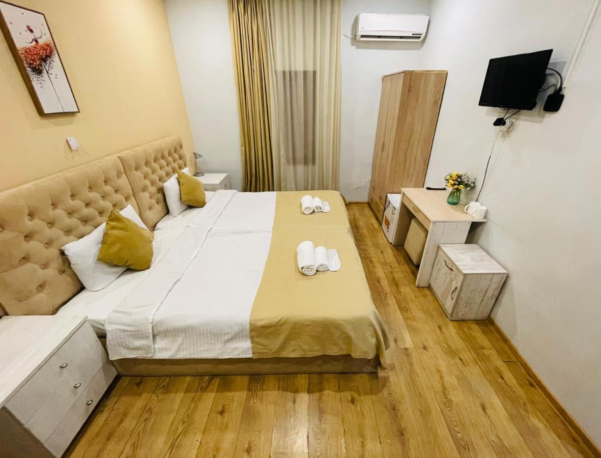 Book Hotel Tiflis Dış mekan fotoğraf