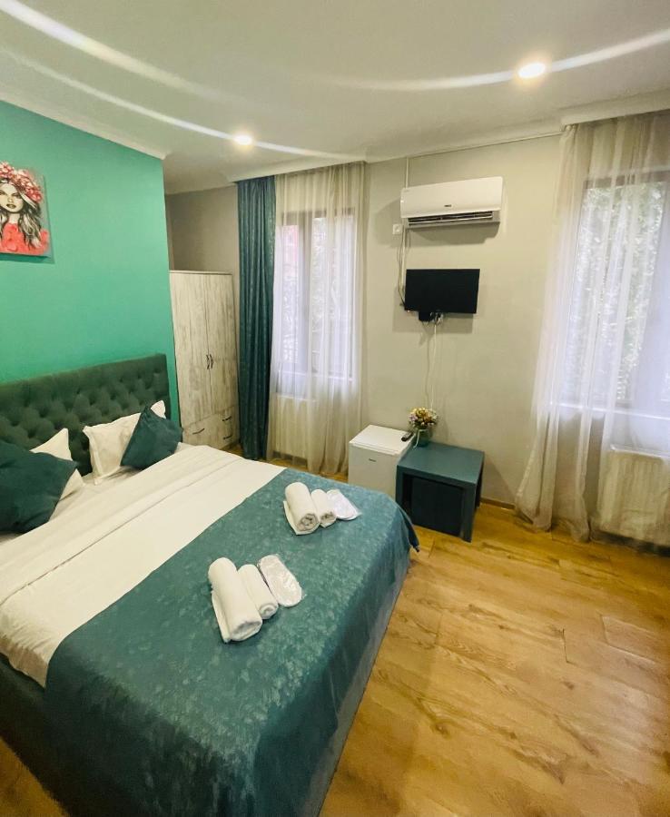 Book Hotel Tiflis Dış mekan fotoğraf