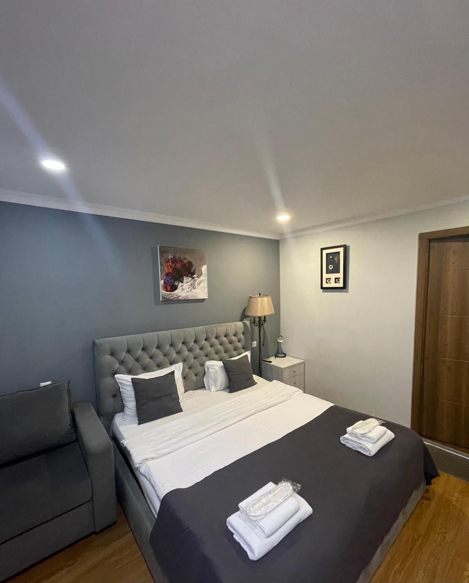 Book Hotel Tiflis Dış mekan fotoğraf